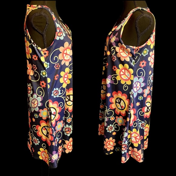 Ladies sz S-L Flower Power and Peace Dress - Picture 2 of 5